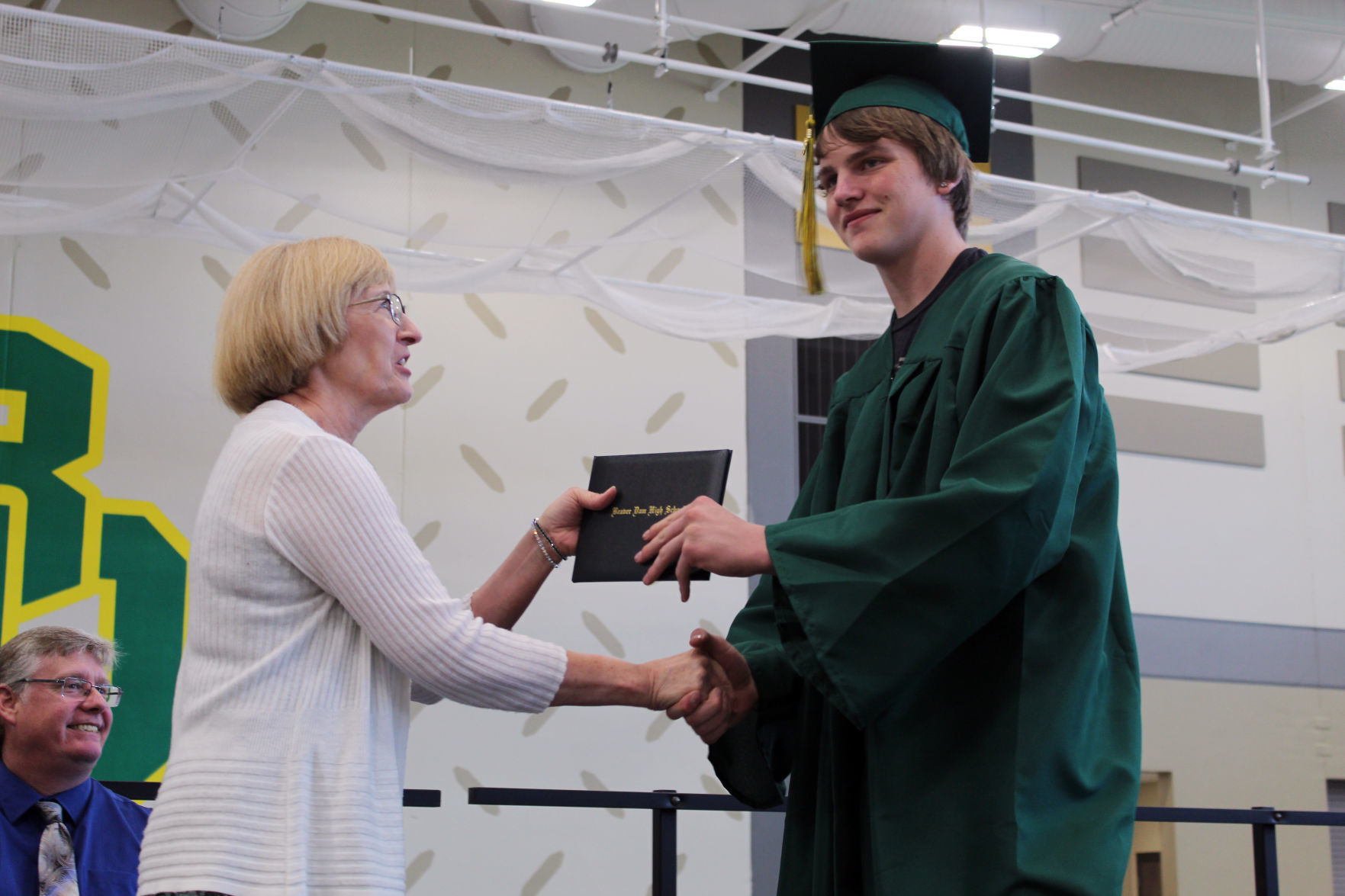 060219-ctzn-news-bd-grad113.jpg
